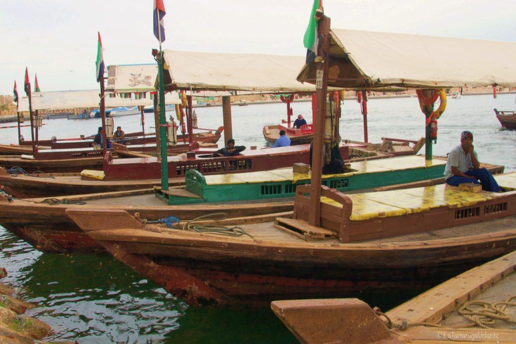 Dubai, barche al porto
