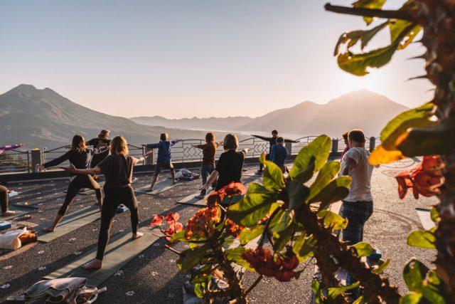 Sonnenaufgang Yoga Batur Vulkan Oneworld Retreats